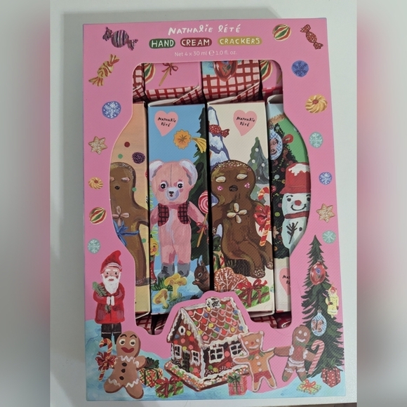 New Heathcote & Ivory Nathalie Lete Hand Cream Christmas Crackers Gnome - Picture 1 of 2